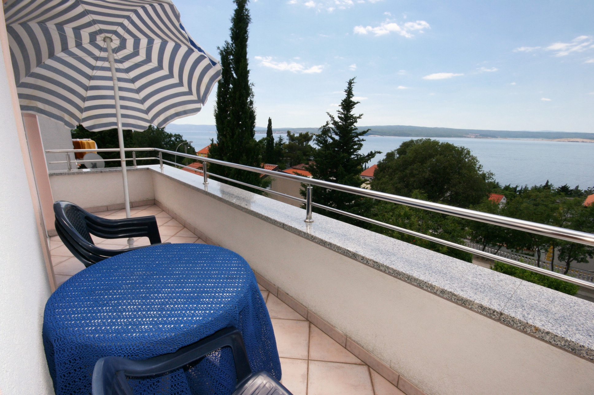 One bedroom apartment with balcony and sea view Dramalj, Crikvenica  A-b