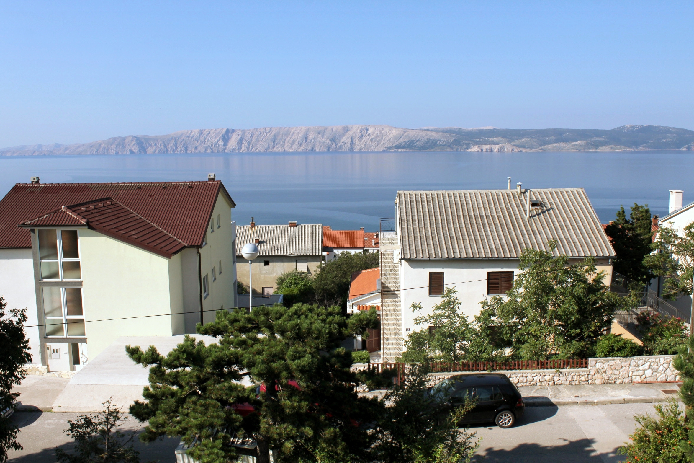 Two bedroom apartment with balcony and sea view Novi Vinodolski  A-a