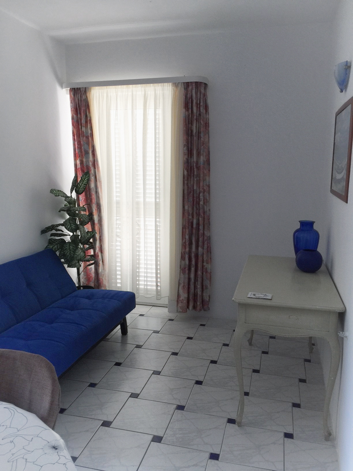 Two bedroom apartment with balcony and sea view Novi Vinodolski  A-b