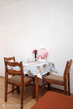 Dining room Povile, Dining room in the apartment.