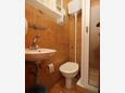 Bathroom 2 Milna, Bathroom 2 in the apartment, WiFi.