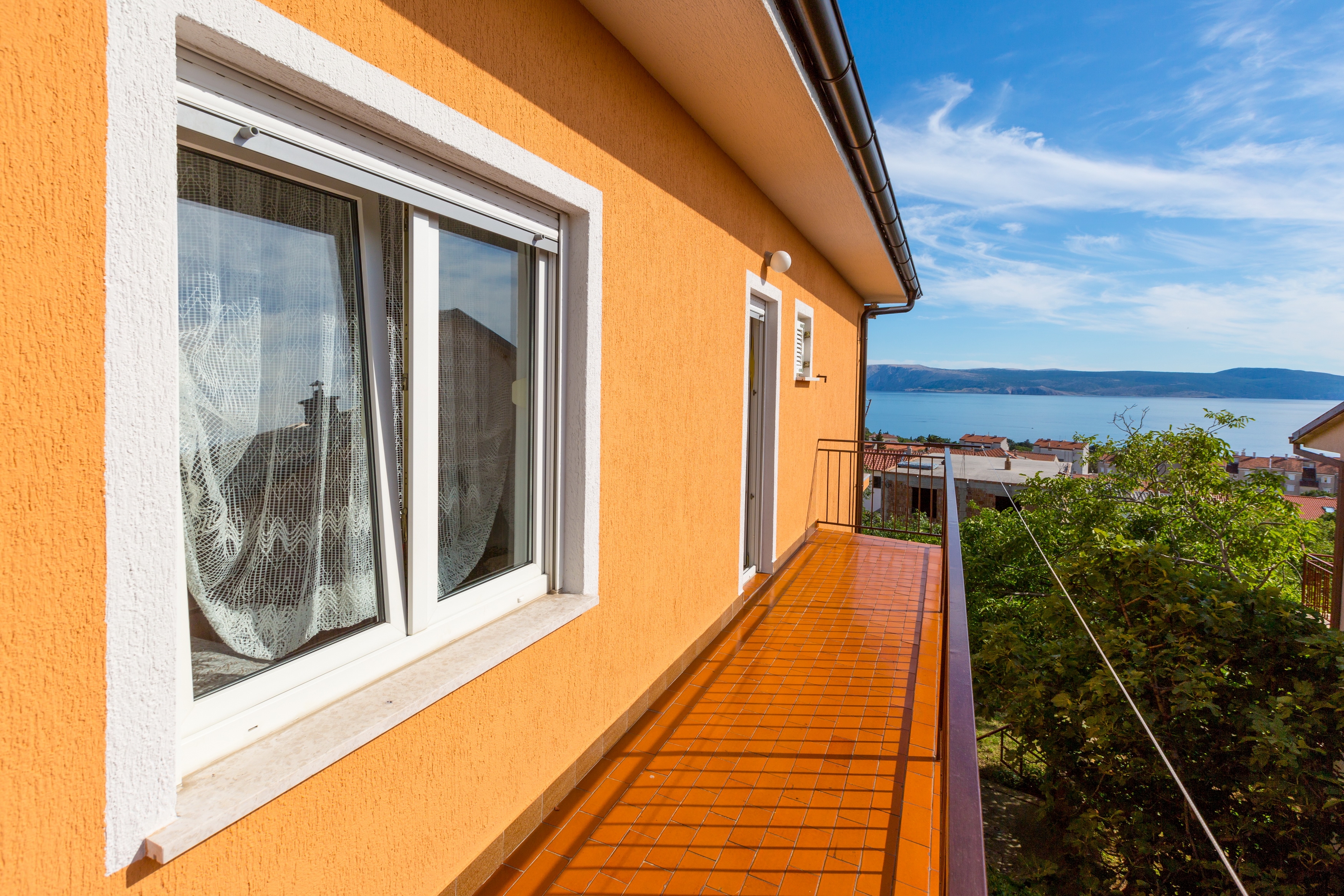 Two bedroom apartment with terrace and sea view Novi Vinodolski  A-a