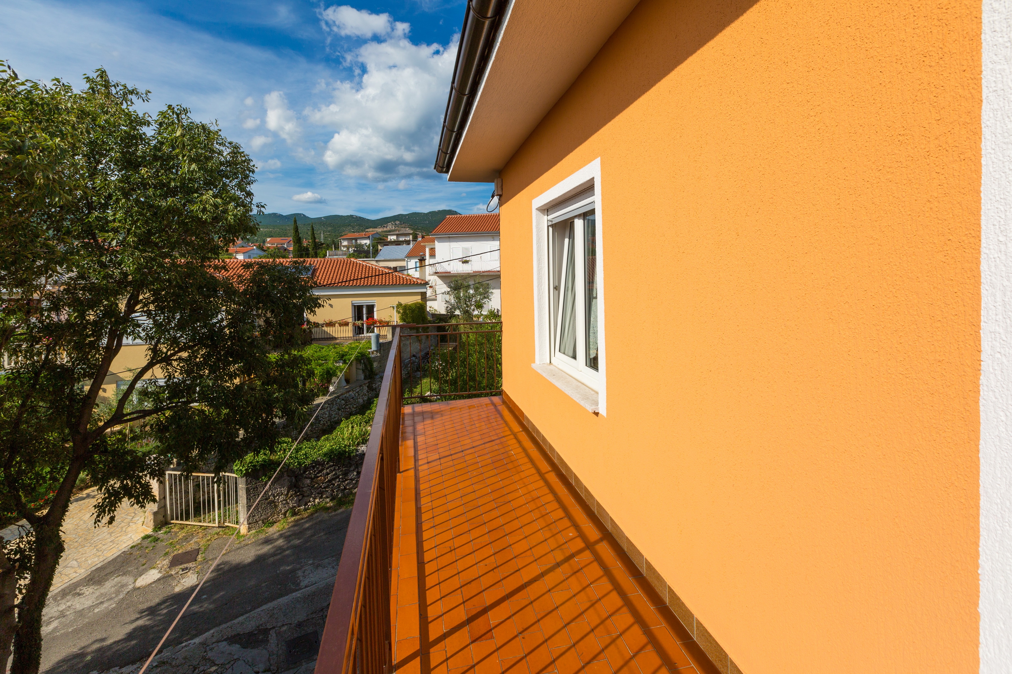 Two bedroom apartment with terrace and sea view Novi Vinodolski  A-a