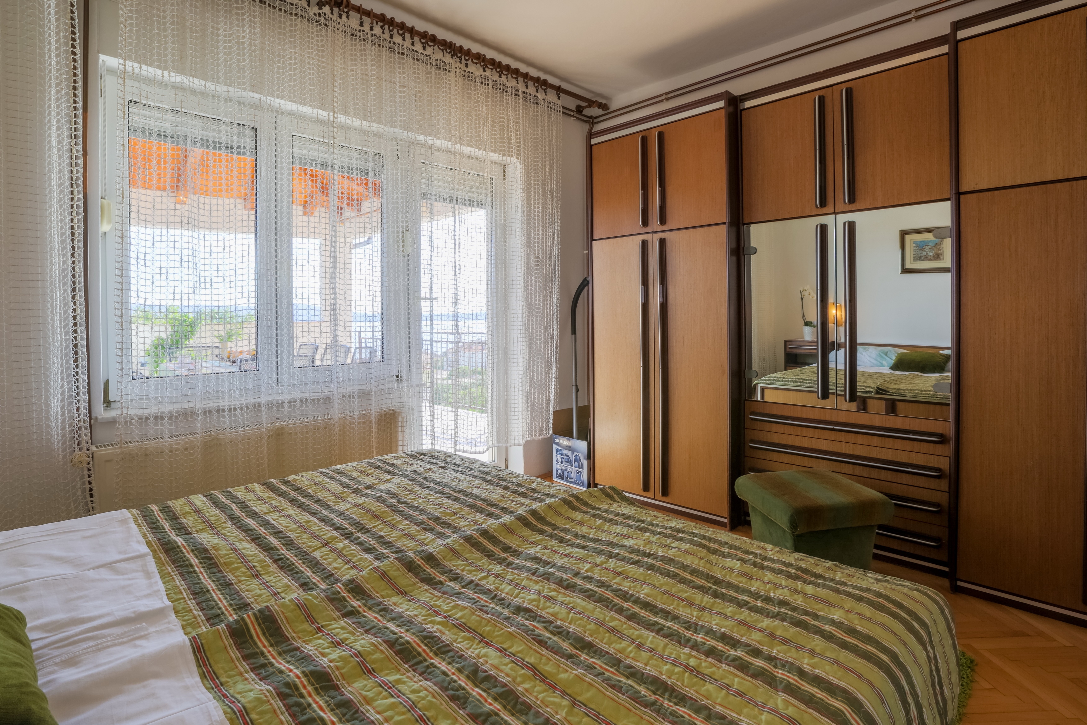 Two bedroom apartment with terrace and sea view Novi Vinodolski  A-a