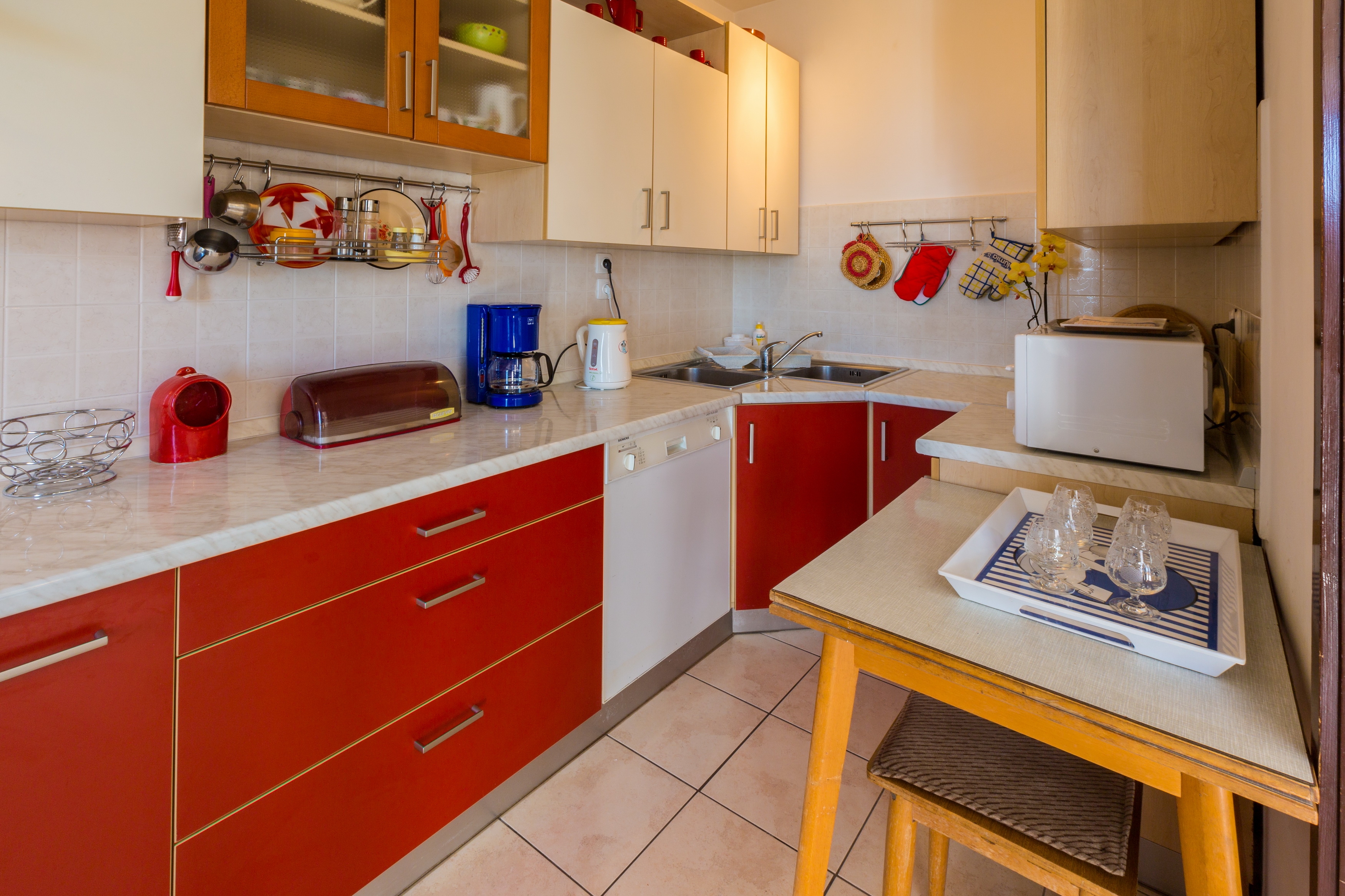 Two bedroom apartment with terrace and sea view Novi Vinodolski  A-a