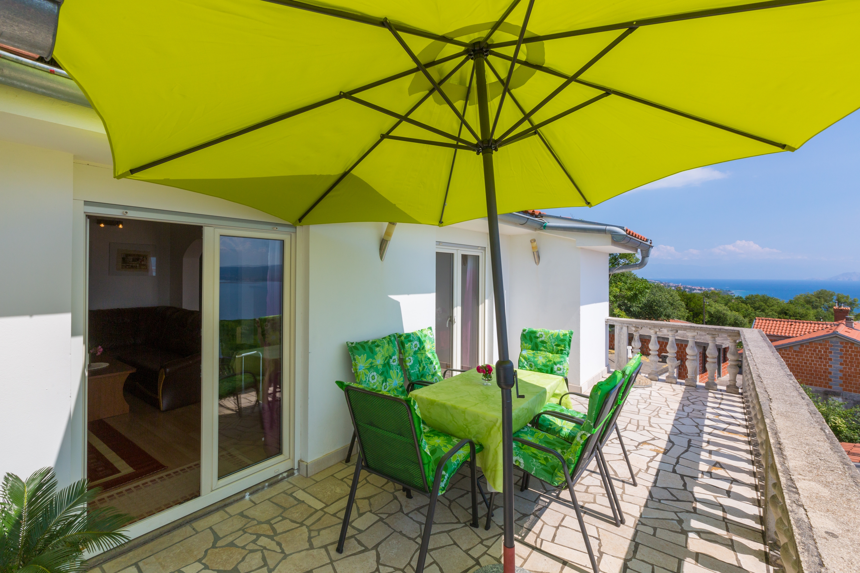 Two bedroom apartment with terrace and sea view Dramalj, Crikvenica  A-c