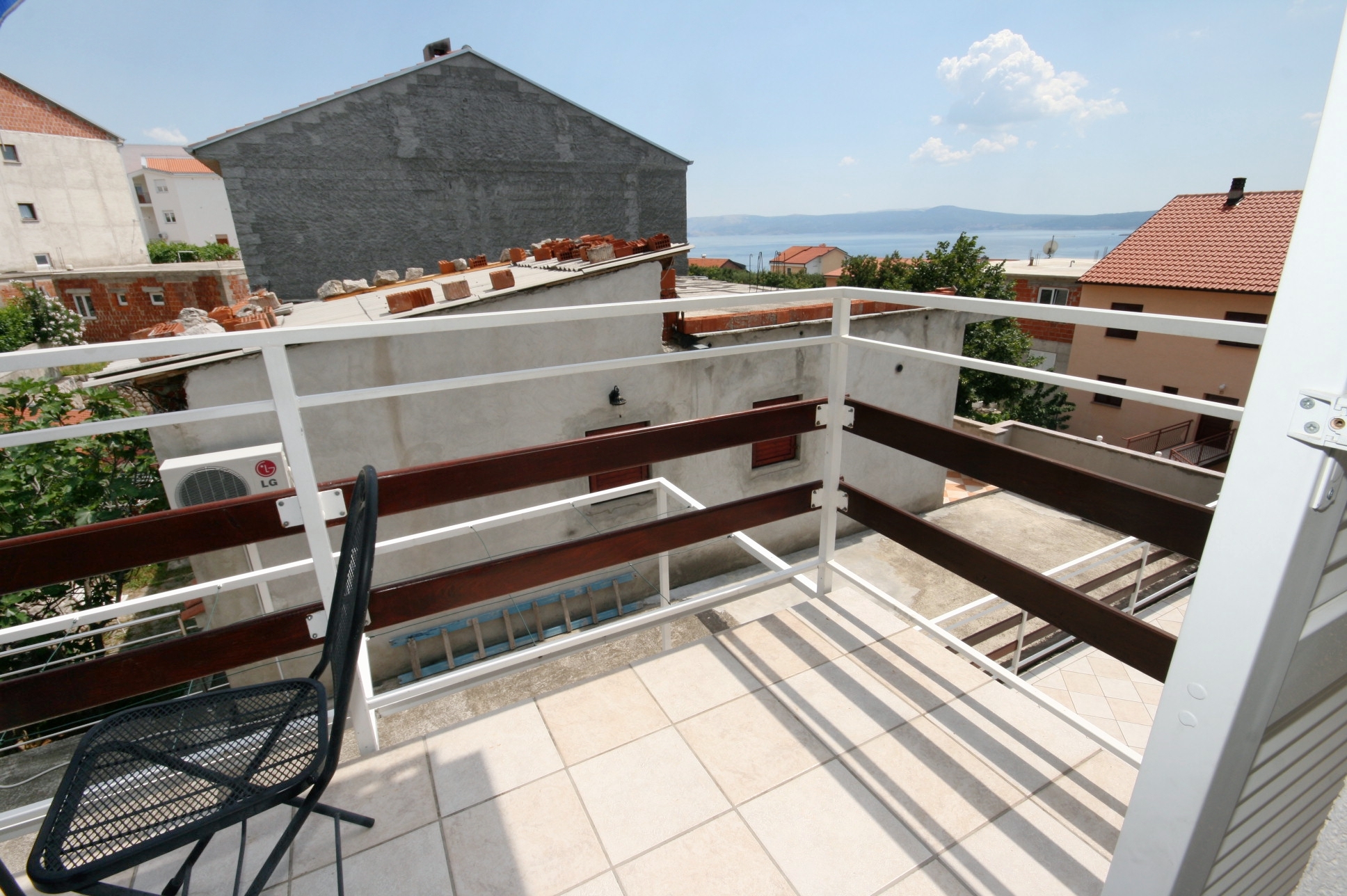 One bedroom apartment with terrace and sea view Crikvenica  A-d