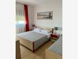 Crikvenica, Bedroom in the apartment, (pet friendly) and WiFi.