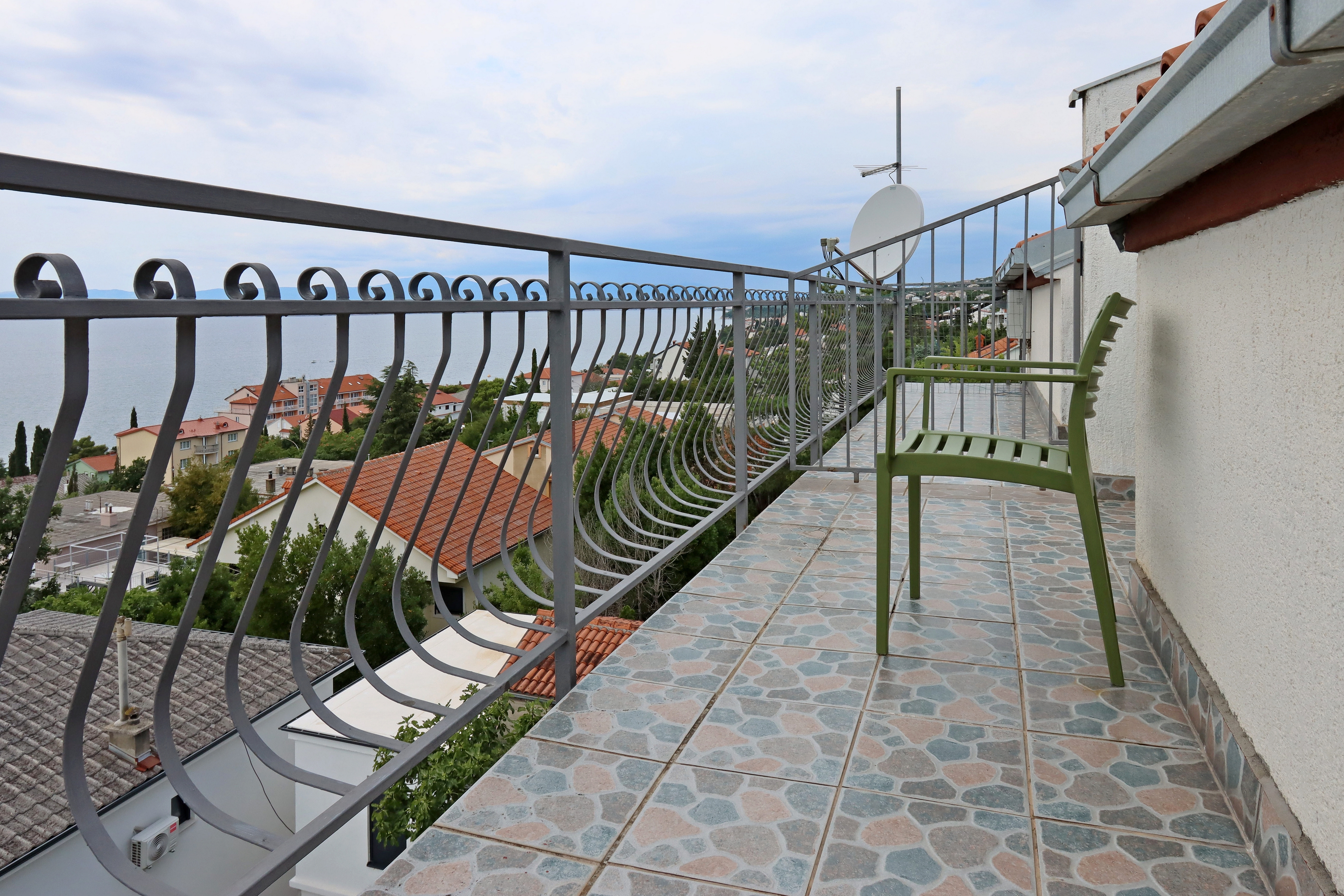 Studio flat with balcony and sea view Crikvenica (AS-5555-f)