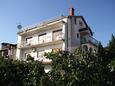 Crikvenica, Crikvenica, Propiedad 5555 - Apartamentos with pebble beach.