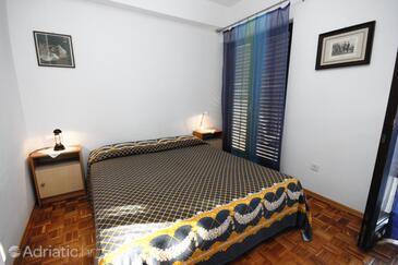 Bedroom Crikvenica, Bedroom in the room, WIFI.