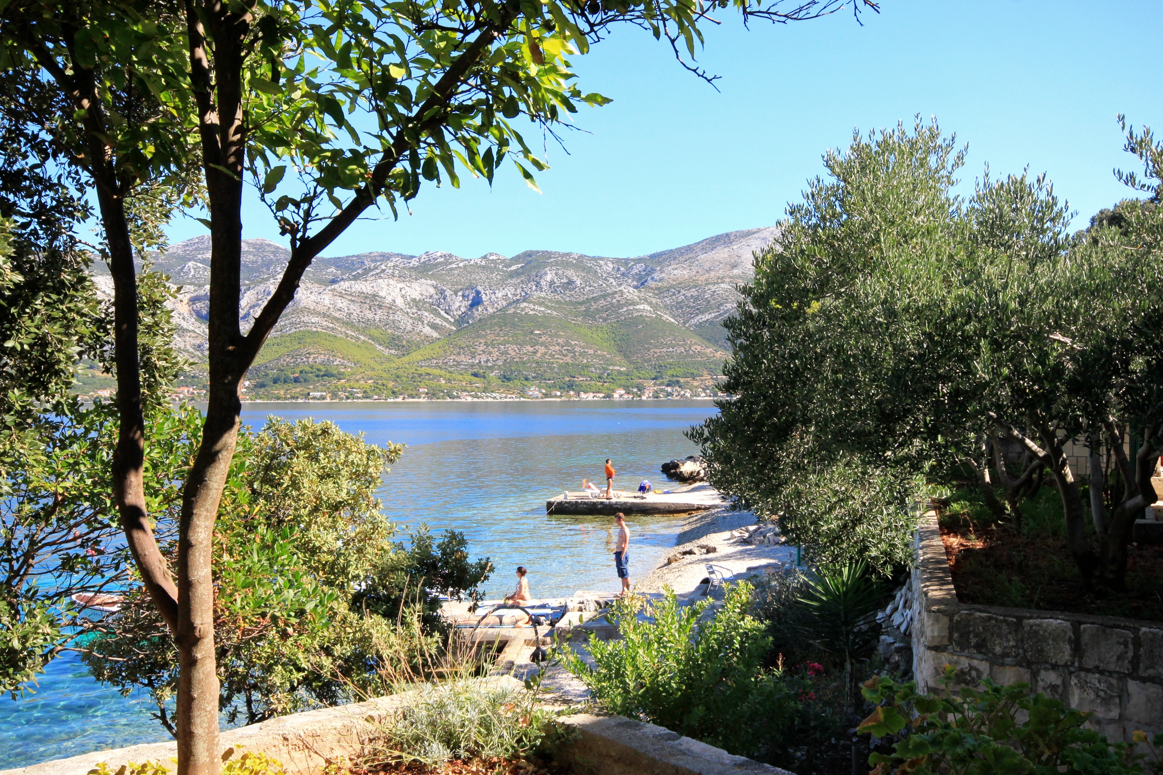 Two bedroom apartment near beach Tri Žala, Korčula  A-a