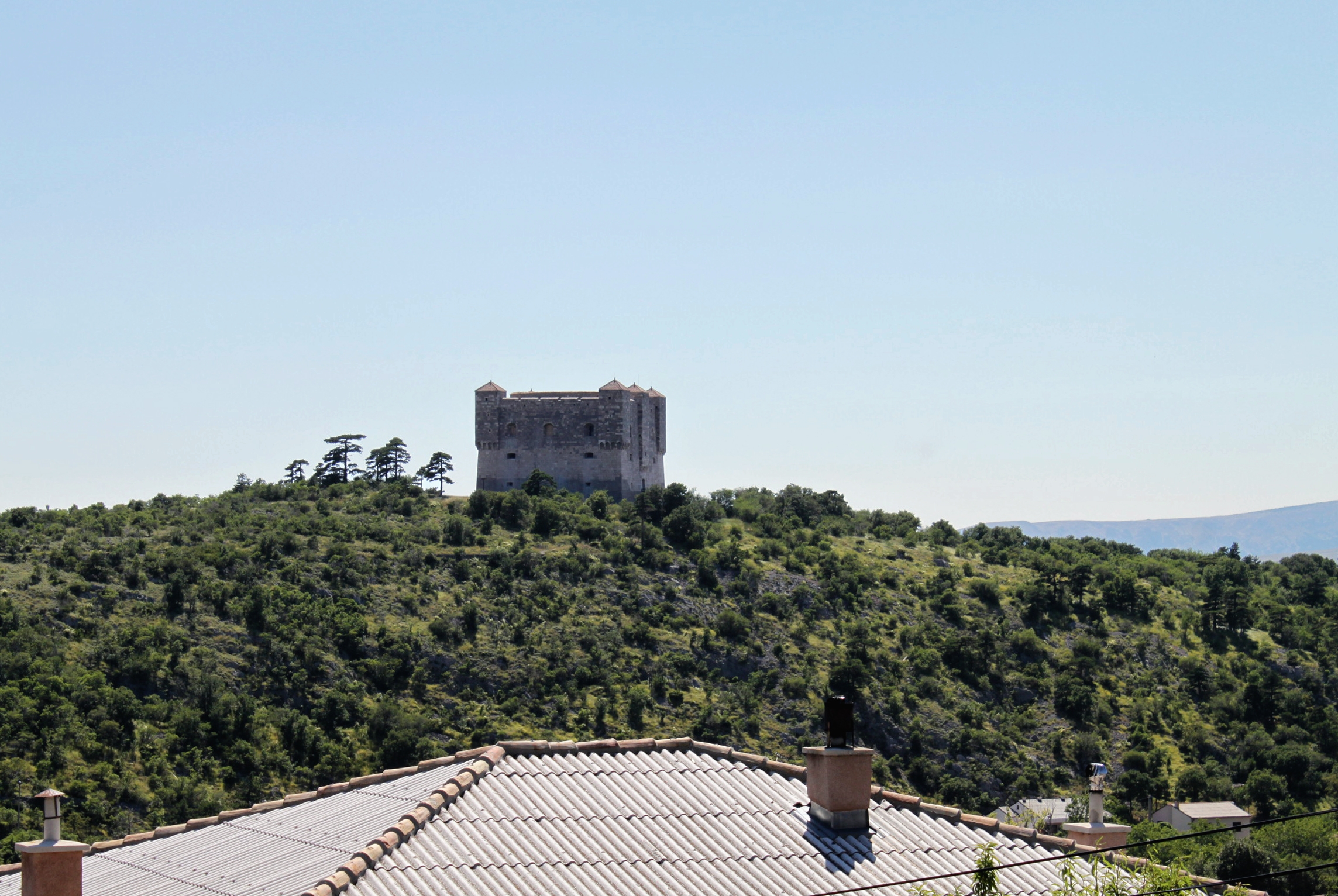 Room with balcony and sea view Senj  S-a