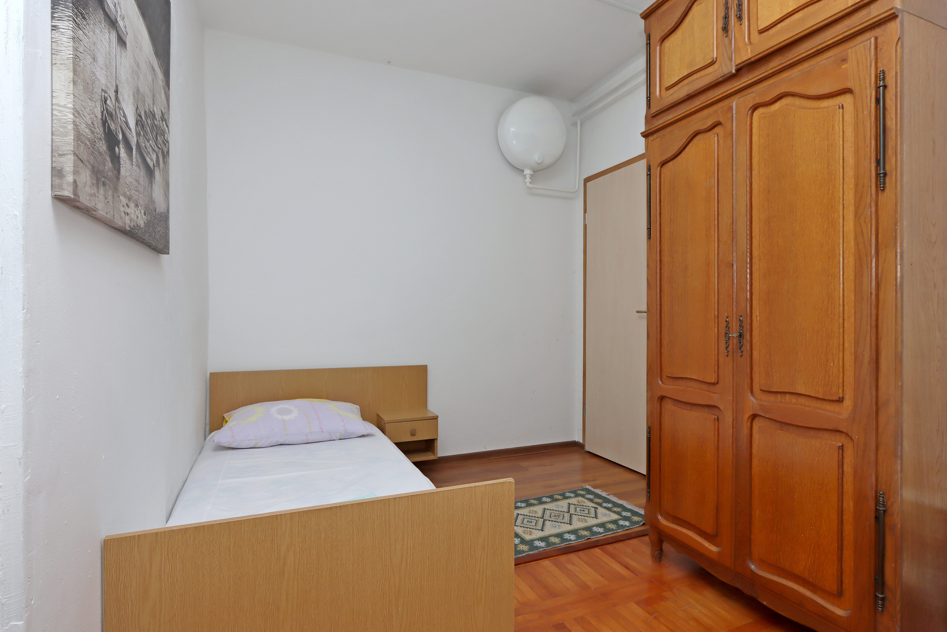 One bedroom apartment with terrace and sea view Senj  A-c