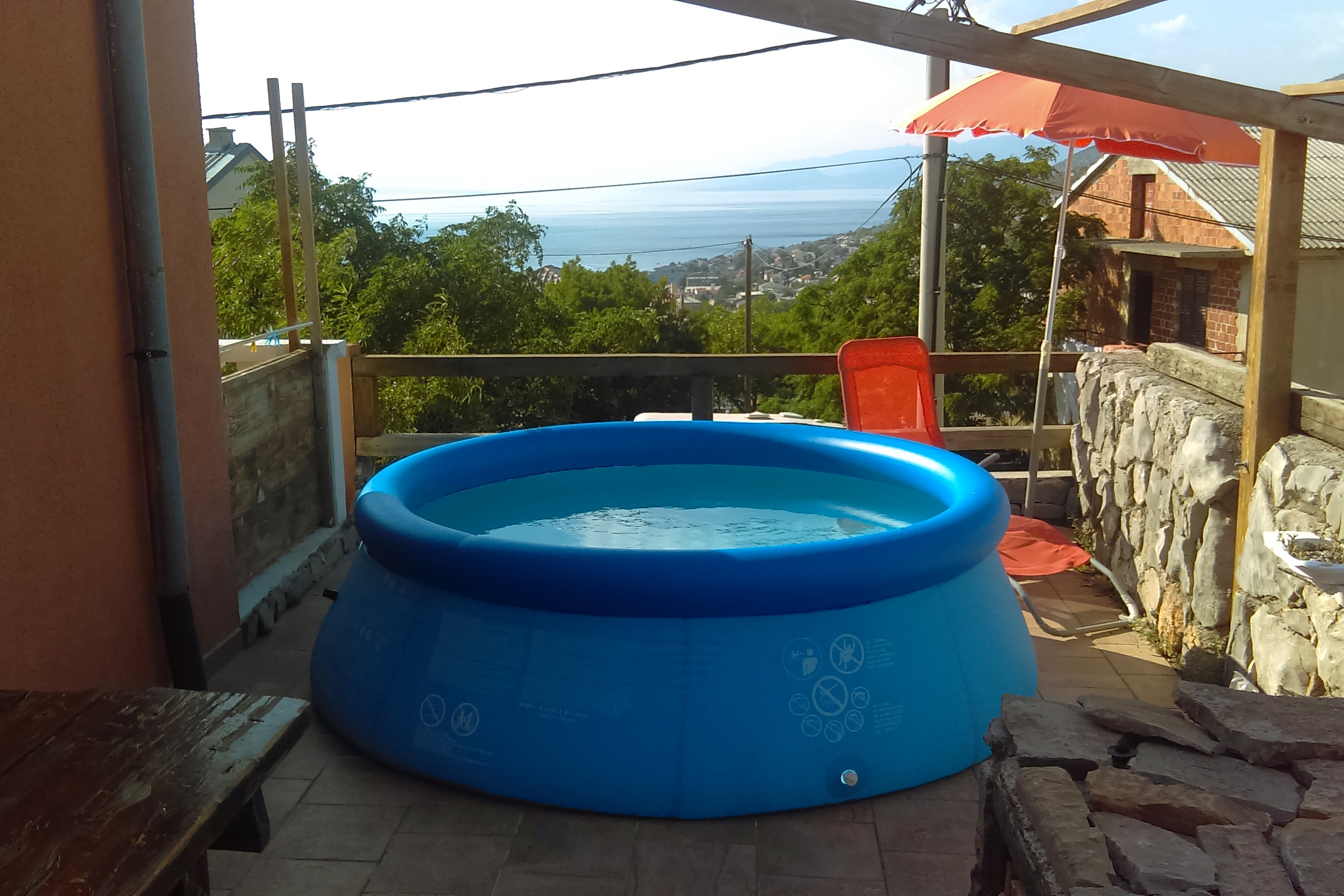 One bedroom apartment with terrace and sea view Senj  A-c