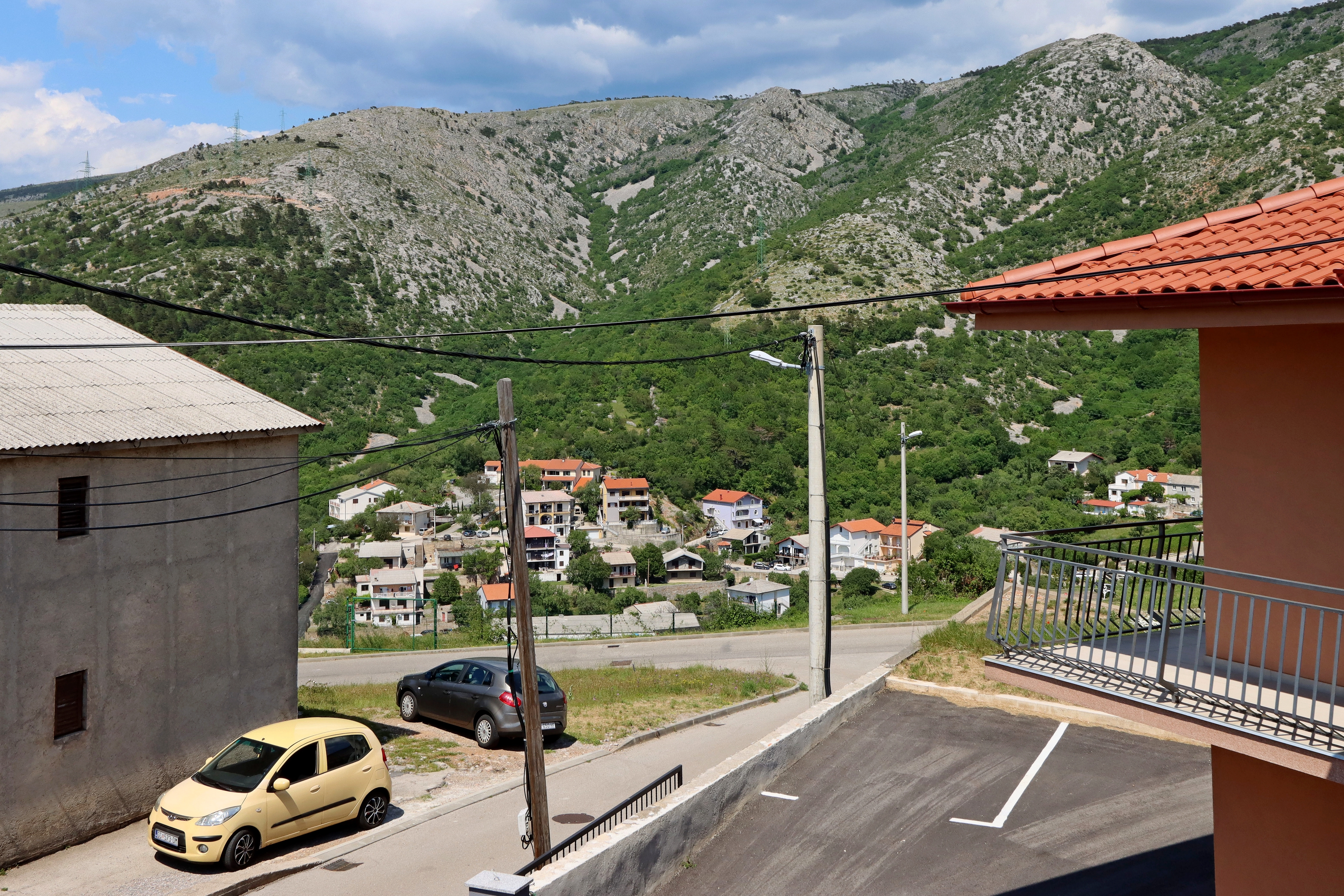 One bedroom apartment with terrace and sea view Senj  A-c