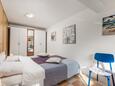 Camera da letto 1 Klenovica, Camera da letto 1 nell'alloggi del tipo apartment, animali domestici ammessi e WiFi.