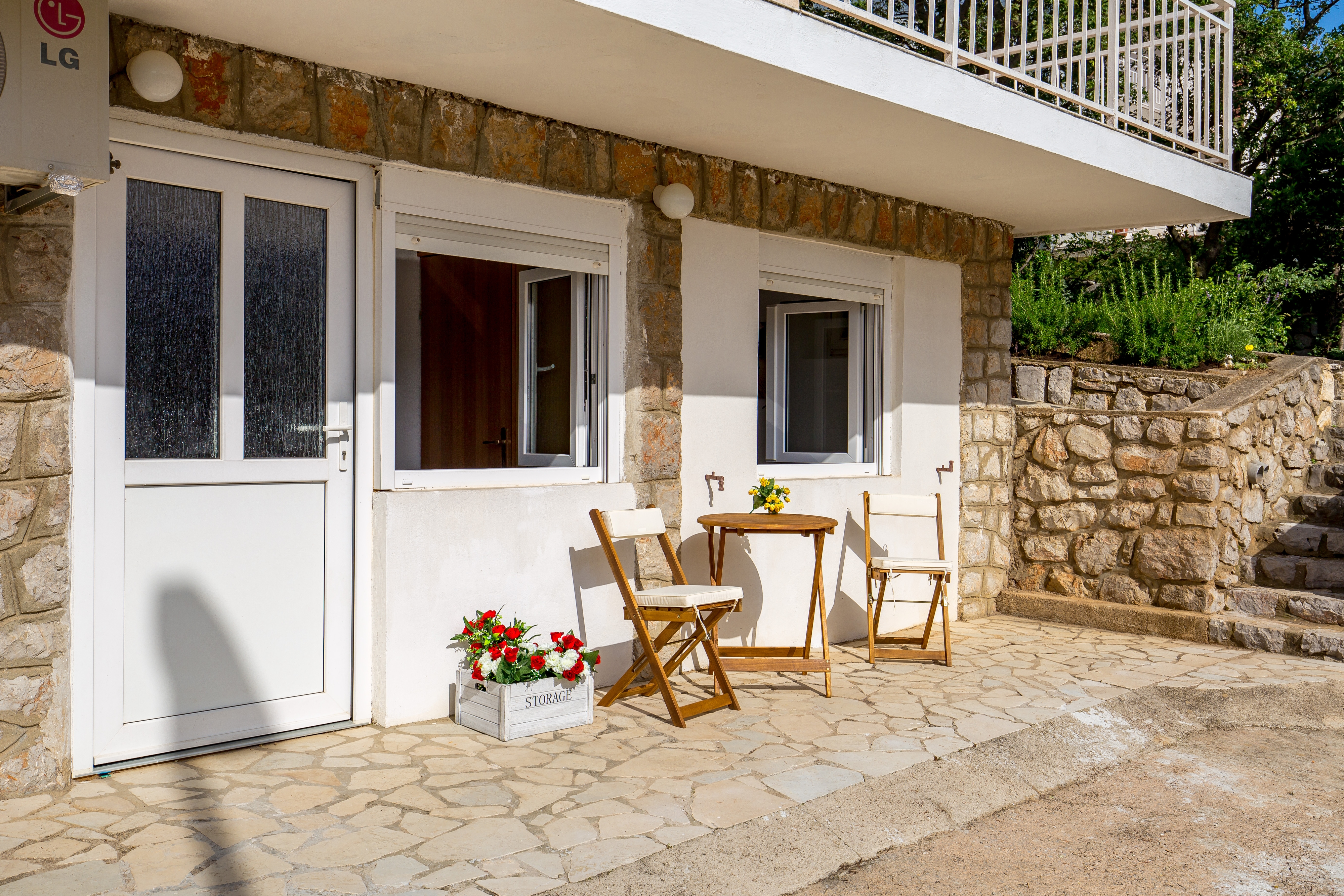 Two bedroom apartment with terrace Klenovica, Novi Vinodolski (A-5575-c) Two bedroom apartment with terrace Klenovica, Novi Vinodolski (A-5575-c)