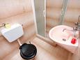Koupelna Tri Žala, Koupelna v ubytování typu apartment, domácí mazlíčci povoleni a WiFi.