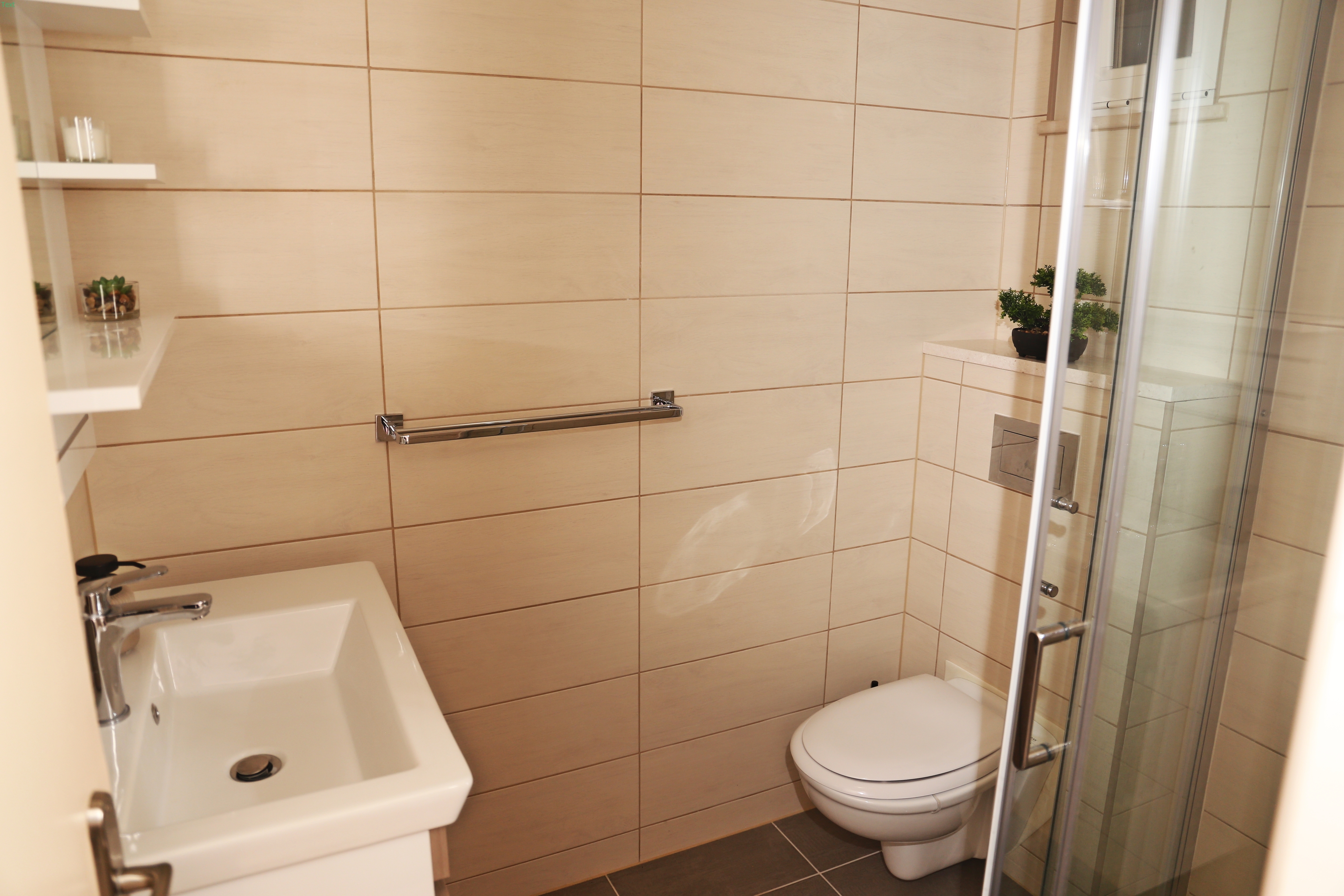 Three bedroom apartment with terrace and sea view Tri Žala, Korčula  A-e