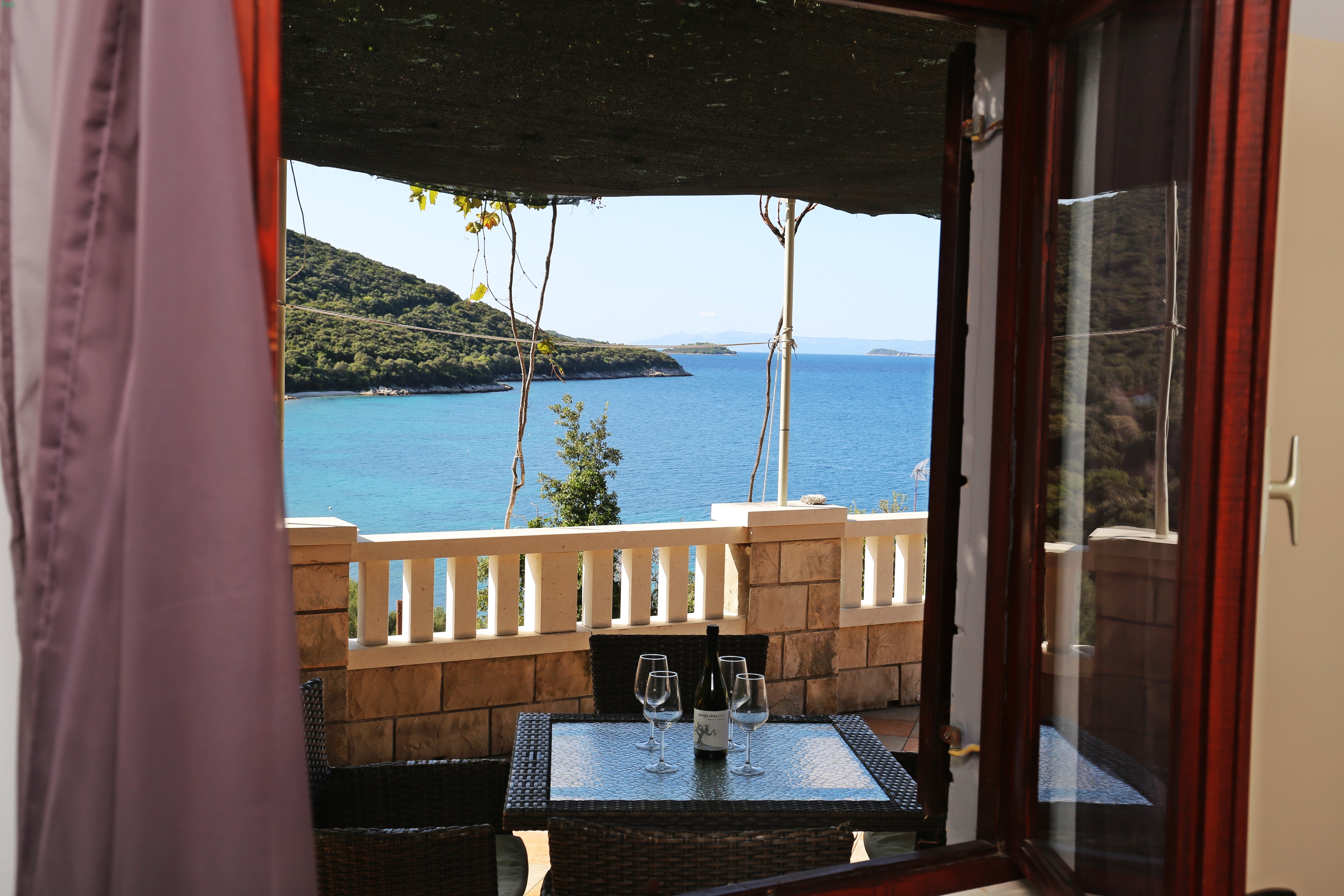 Three bedroom apartment with terrace and sea view Tri Žala, Korčula  A-e