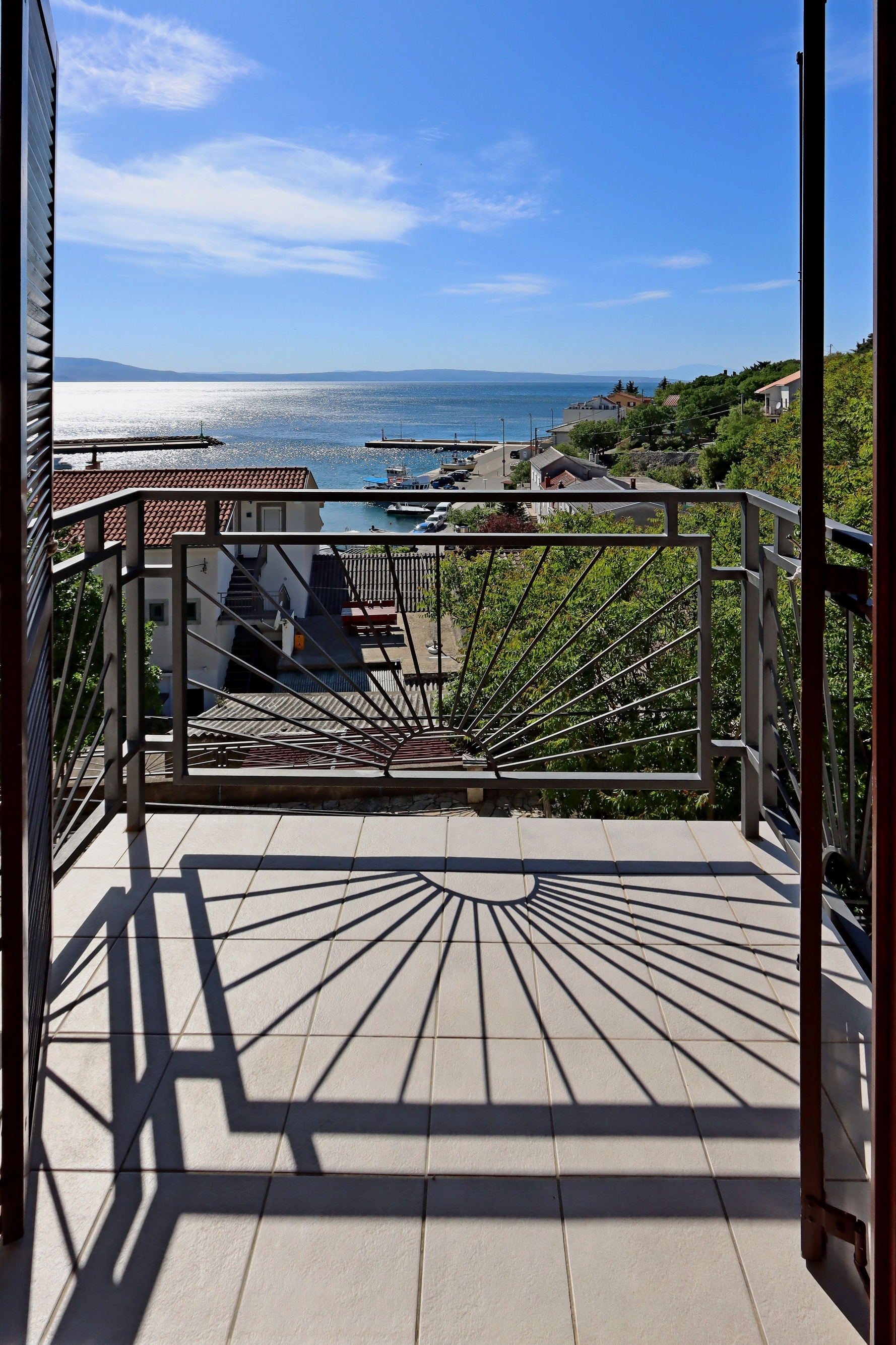 Two bedroom apartment with terrace and sea view Klenovica, Novi Vinodolski  A-b