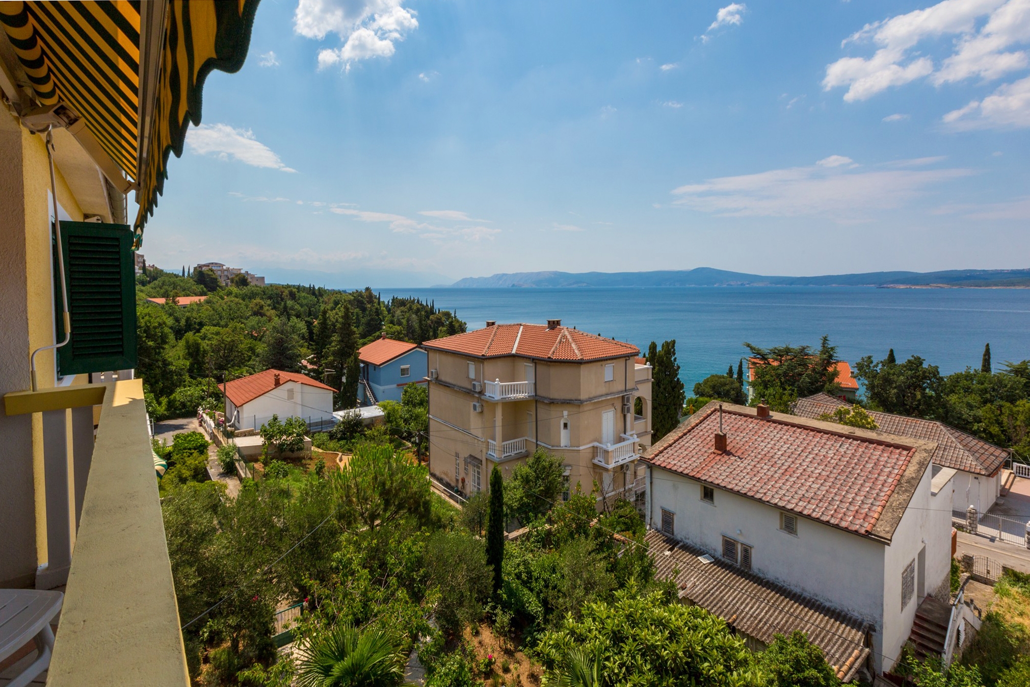Two bedroom apartment with balcony and sea view Crikvenica  A-c