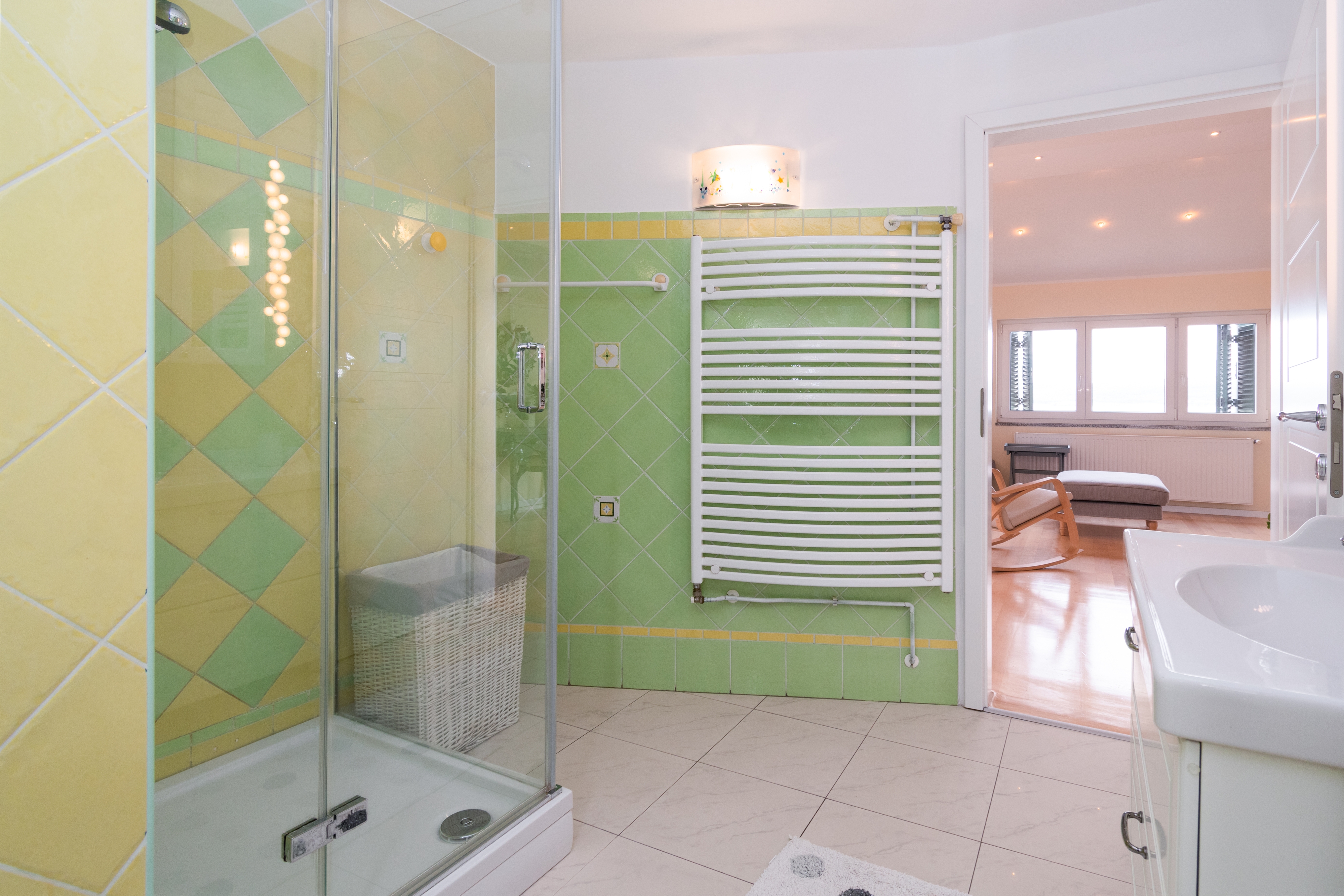 Two bedroom apartment with balcony and sea view Crikvenica  A-c