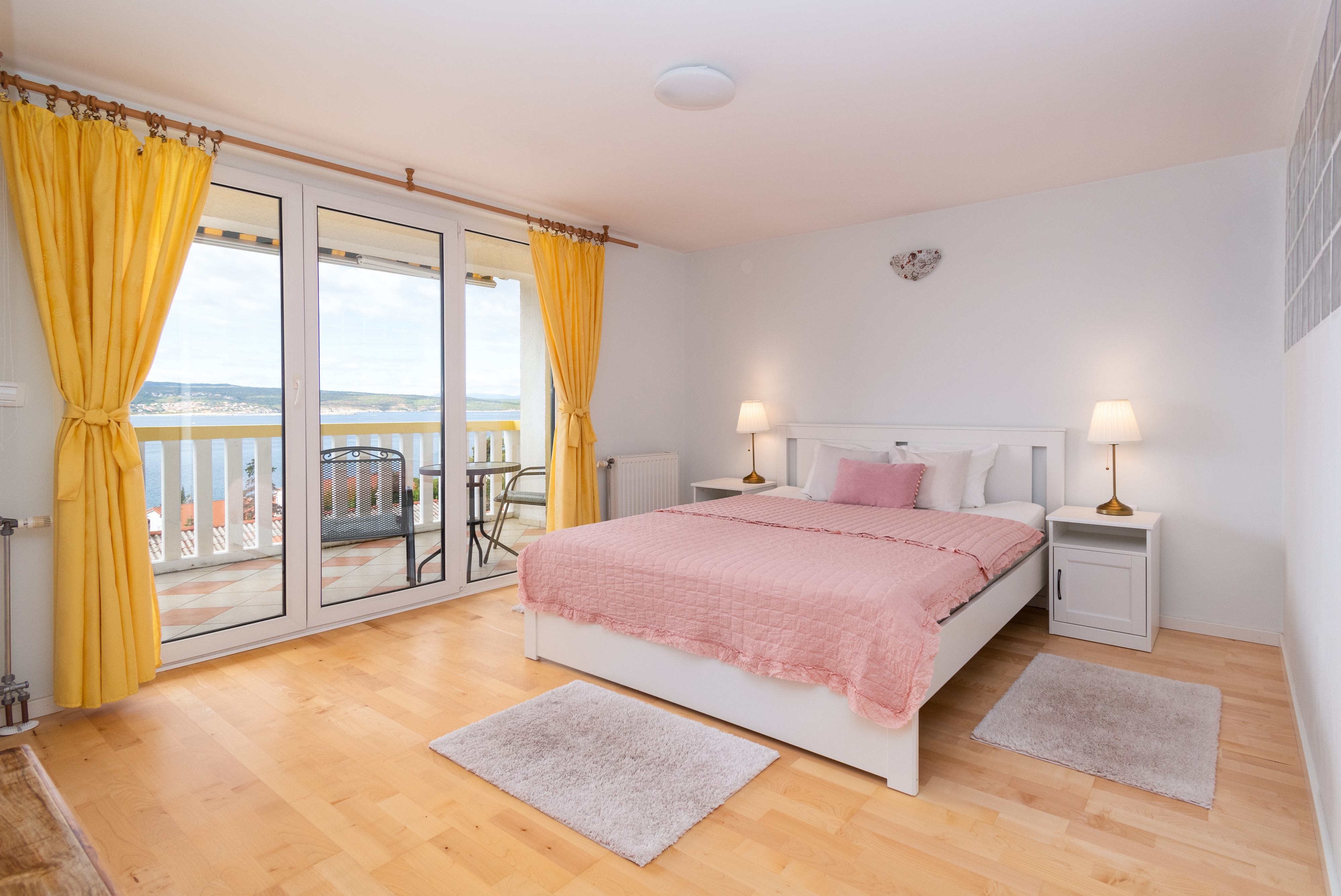 Two bedroom apartment with balcony and sea view Crikvenica  A-c