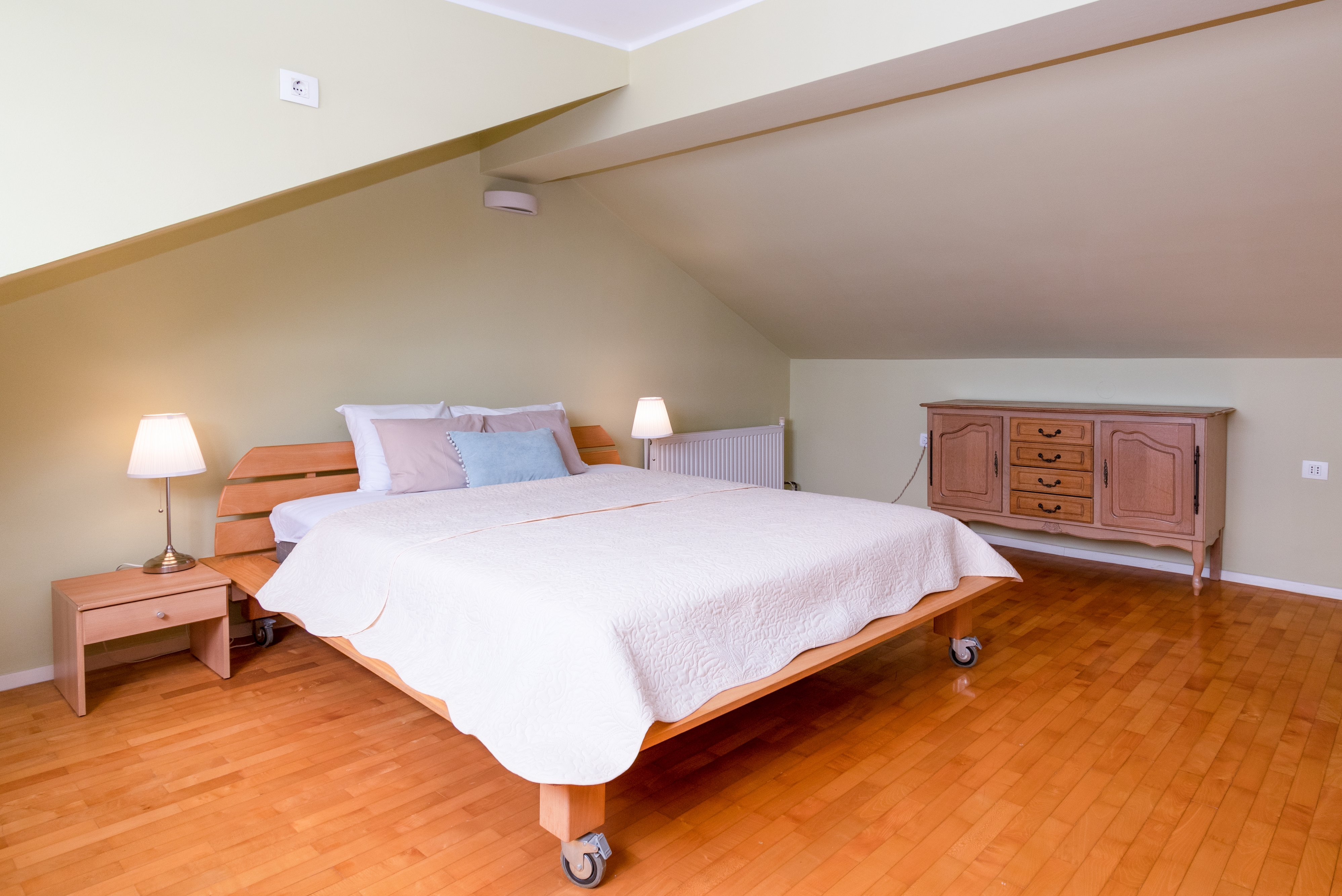 Two bedroom apartment with balcony and sea view Crikvenica  A-c