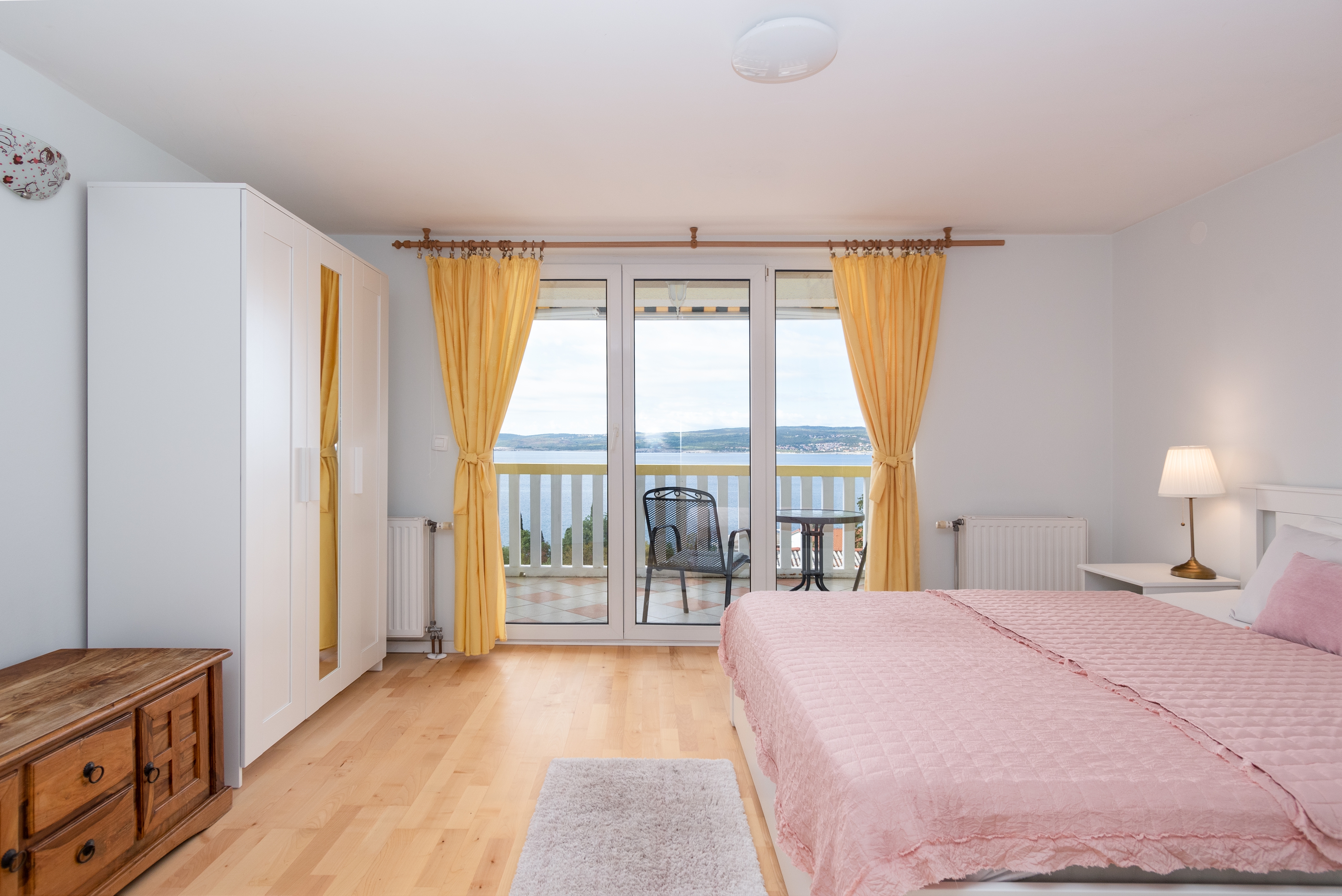 Two bedroom apartment with balcony and sea view Crikvenica  A-c