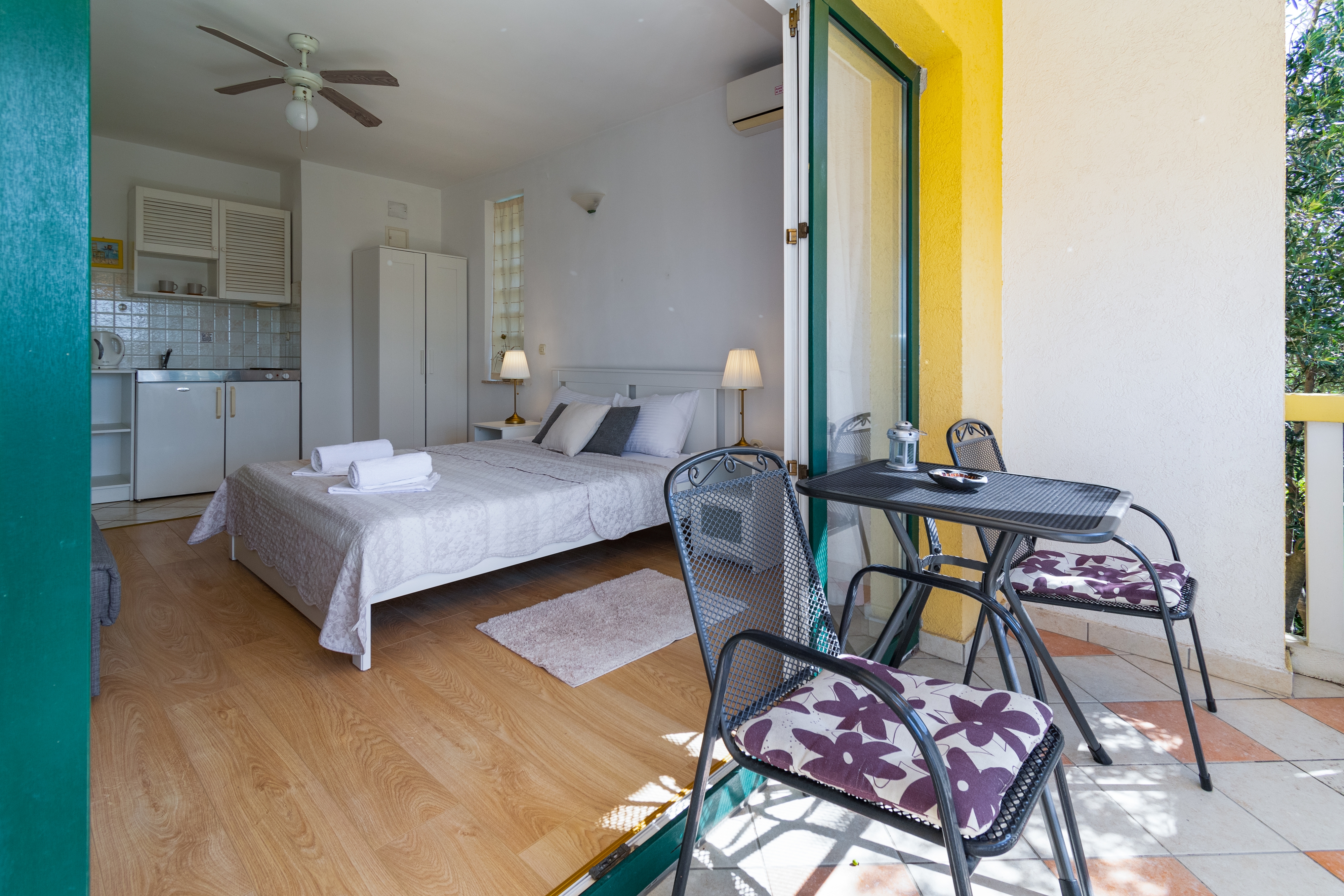 Studio flat with balcony and sea view Crikvenica  AS-b