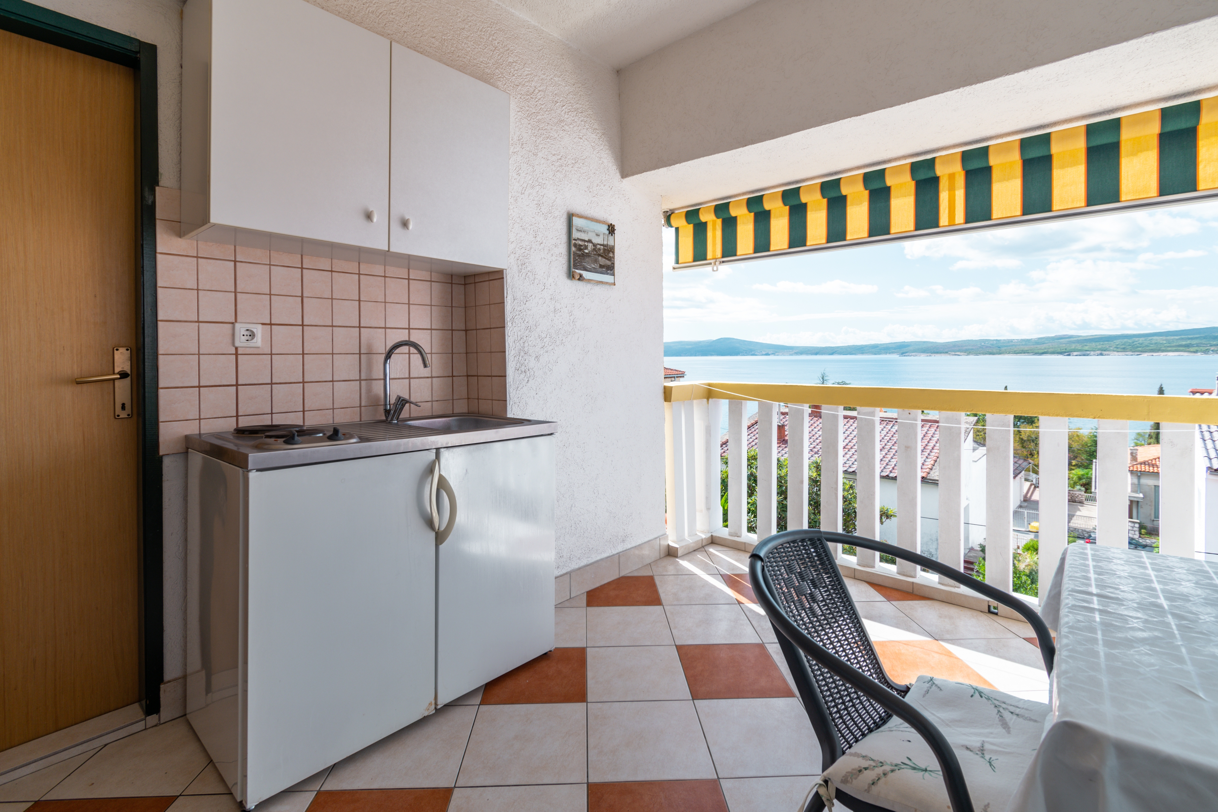 Studio flat with terrace and sea view Crikvenica (AS-5585-c) Studio flat with terrace and sea view Crikvenica (AS-5585-c)