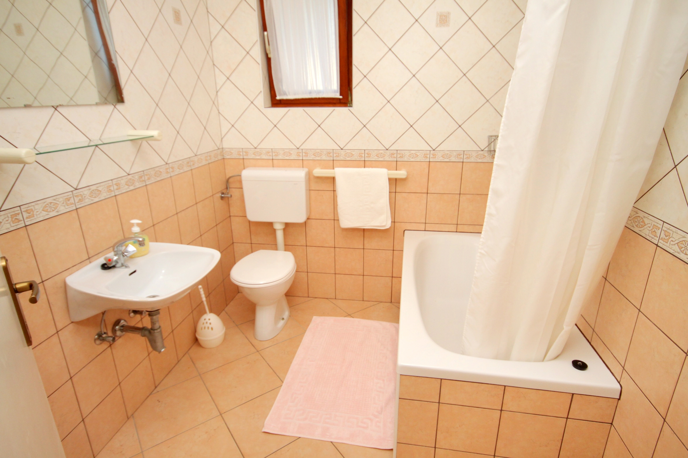 Top Novi Vinodolski Top Novi Vinodolski