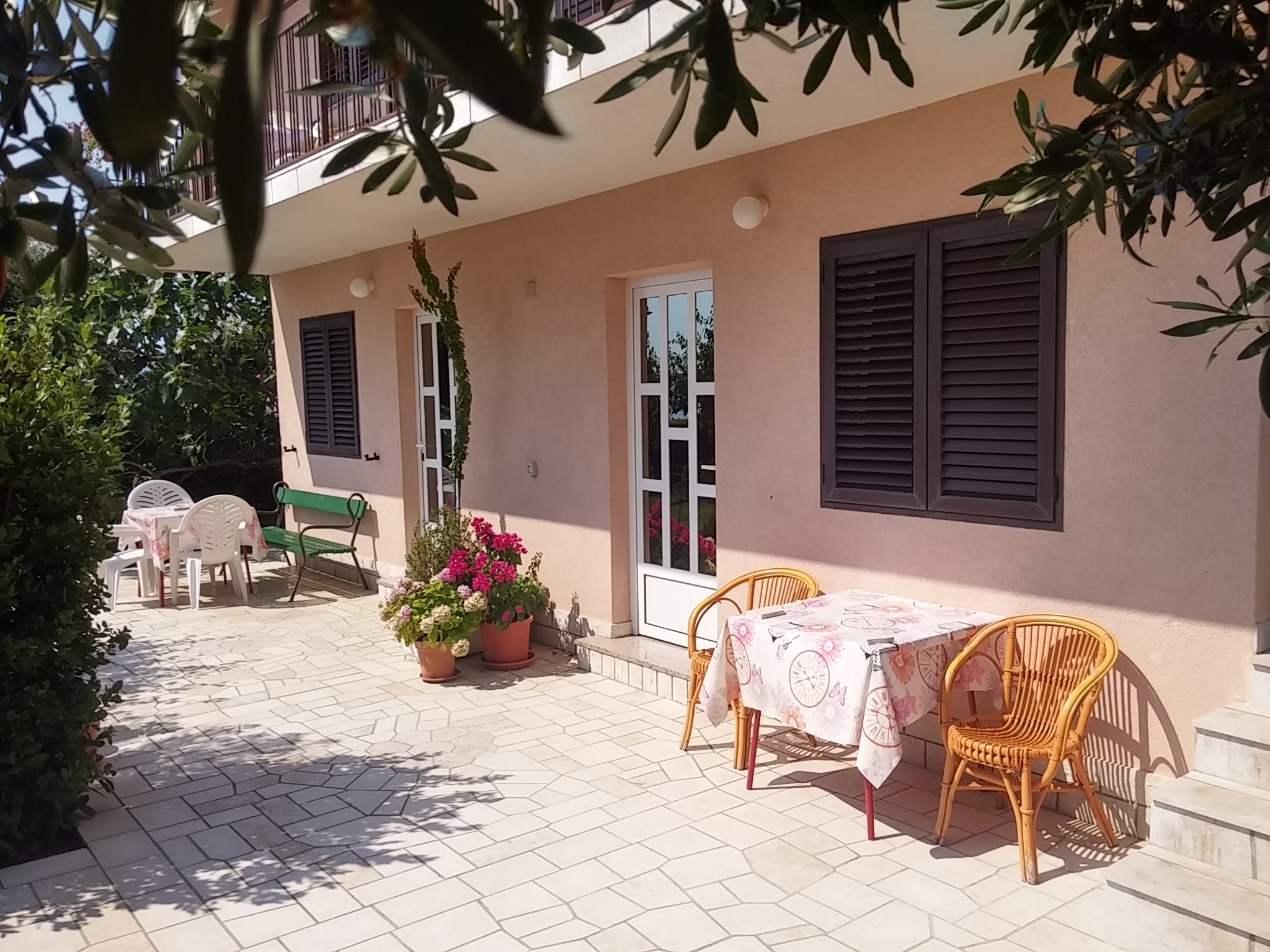 Two bedroom apartment with terrace and sea view Novi Vinodolski  A-a