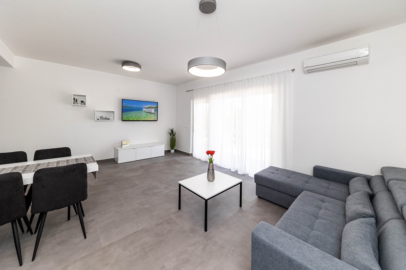 One bedroom apartment with terrace Crikvenica (A-5589-b)