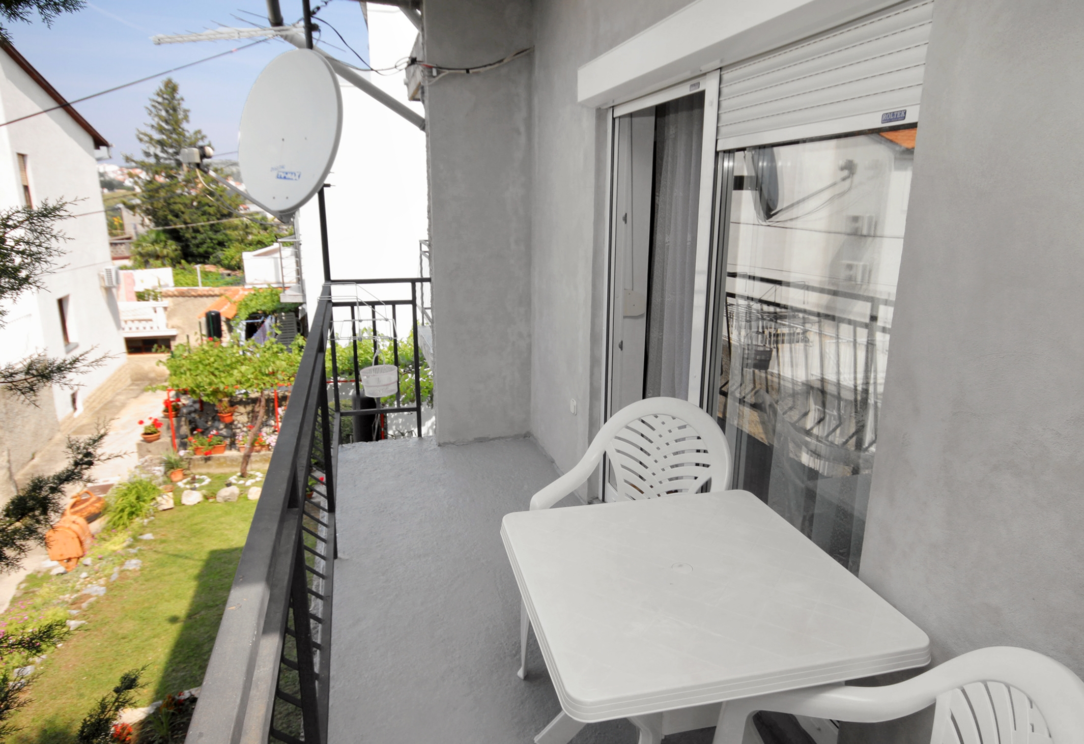 One bedroom apartment with balcony and sea view Novi Vinodolski  A-a