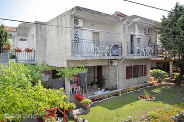 Property Novi Vinodolski, Novi Vinodolski, Property 5591 - Apartments by the sea.