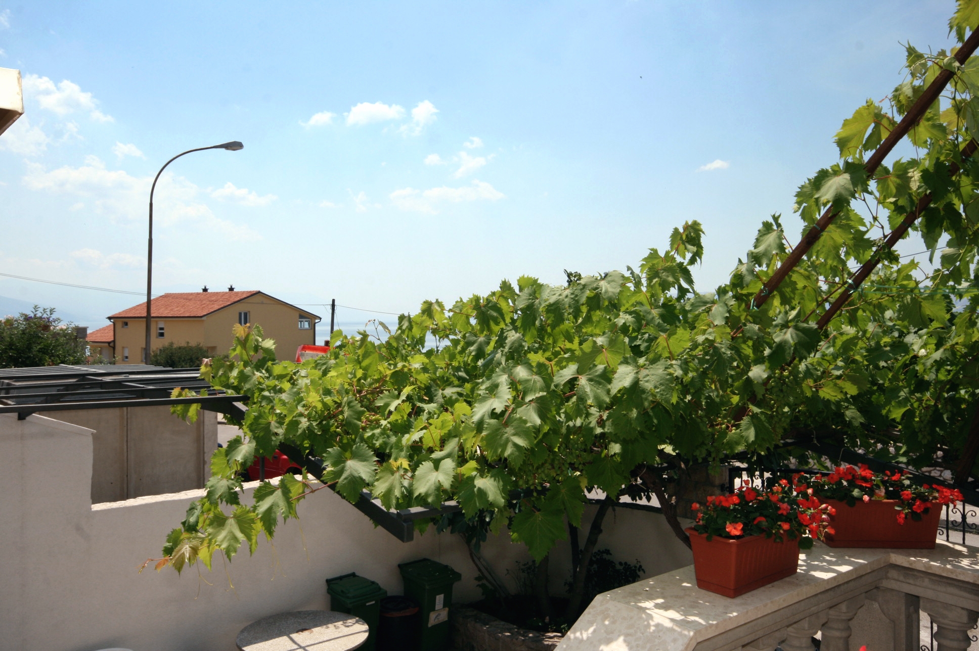 Studio flat with terrace and sea view Novi Vinodolski  AS-b