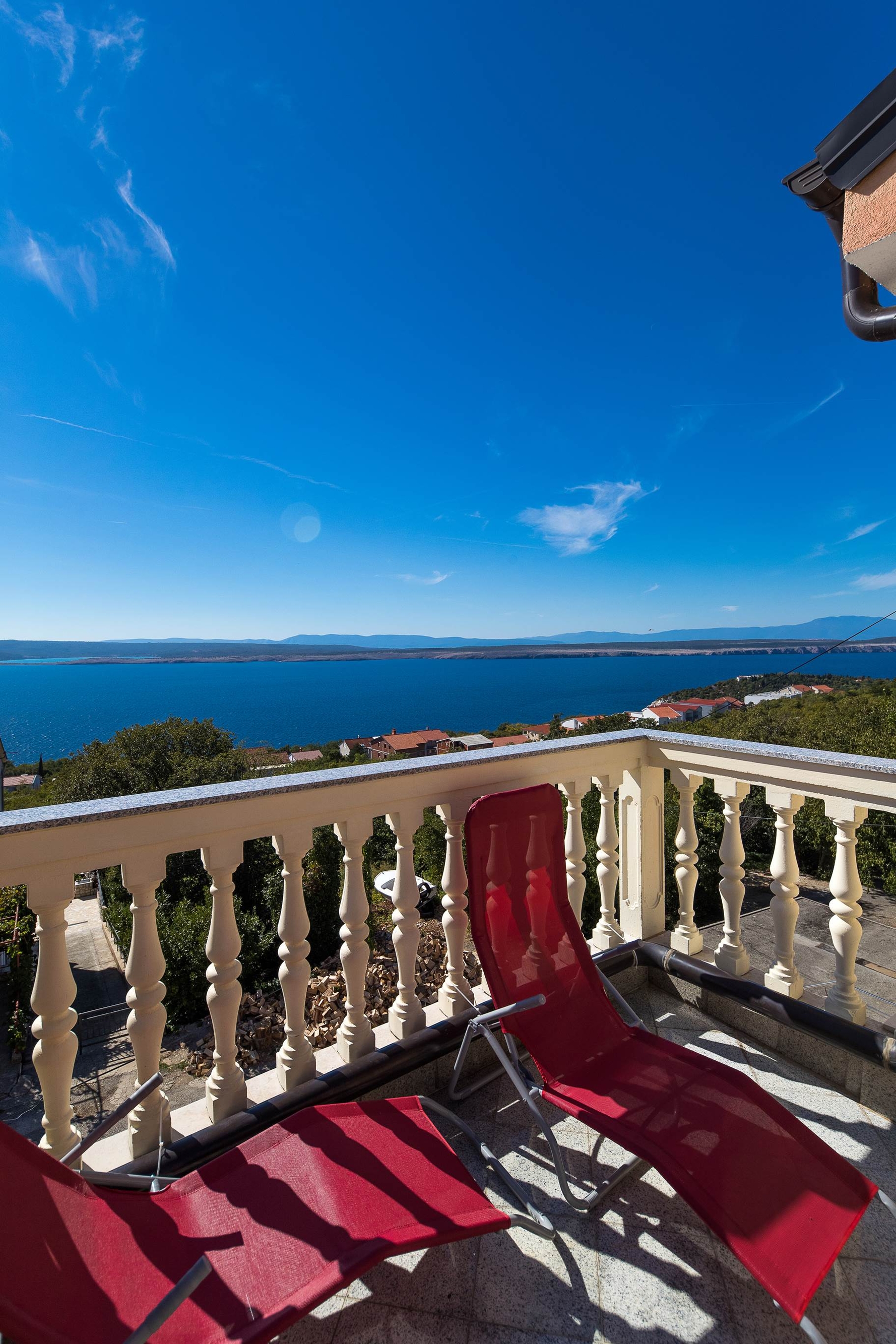 Three bedroom apartment with terrace and sea view Dramalj, Crikvenica  A-b