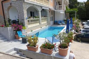 Family friendly apartments with a swimming pool Dramalj, Crikvenica - 5594