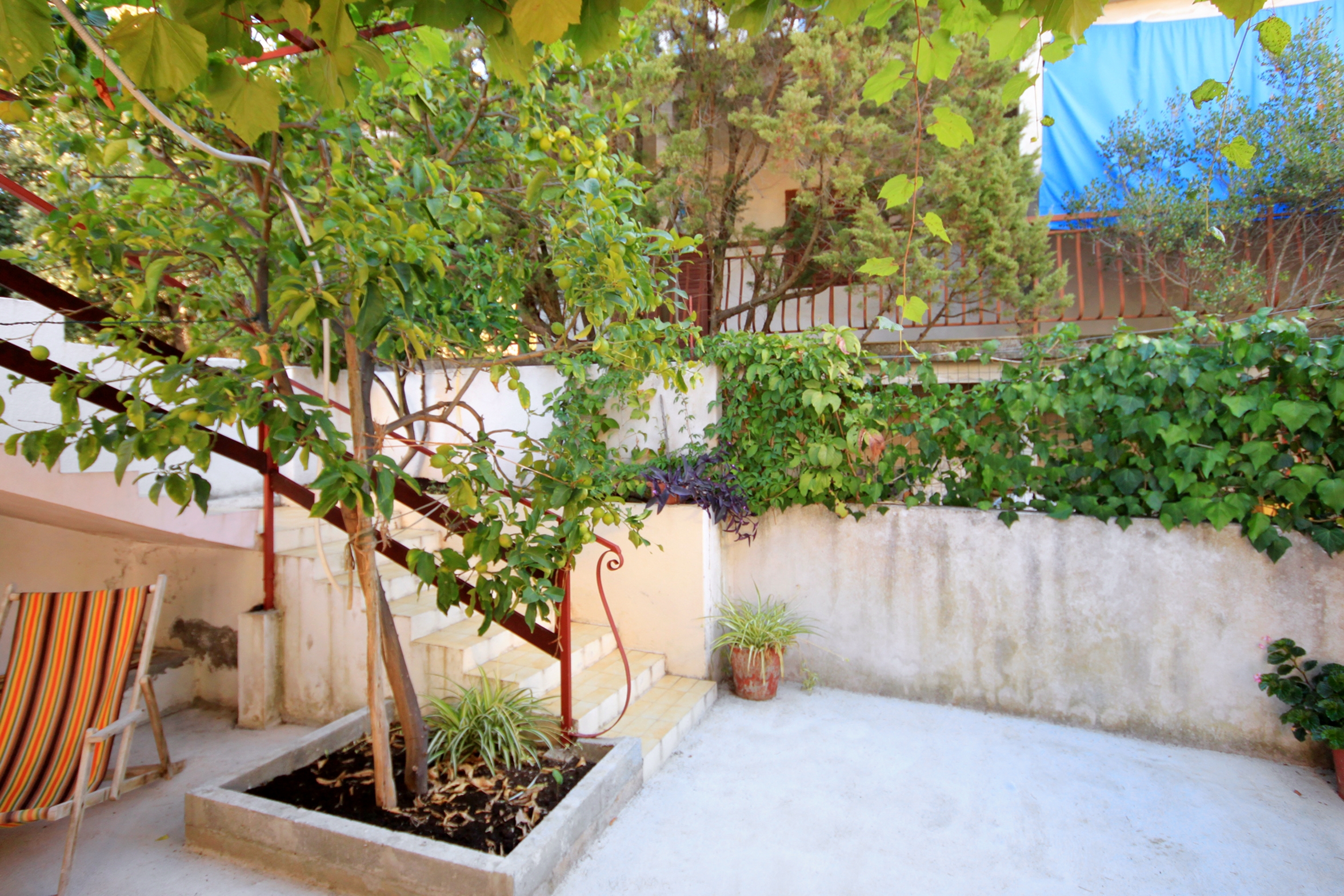 Two bedroom apartment near beach Brna, Korčula  A-a