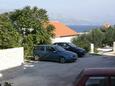 Parking lot Splitska, Brač, Parking lot 5608 - Apartments in Croatia.