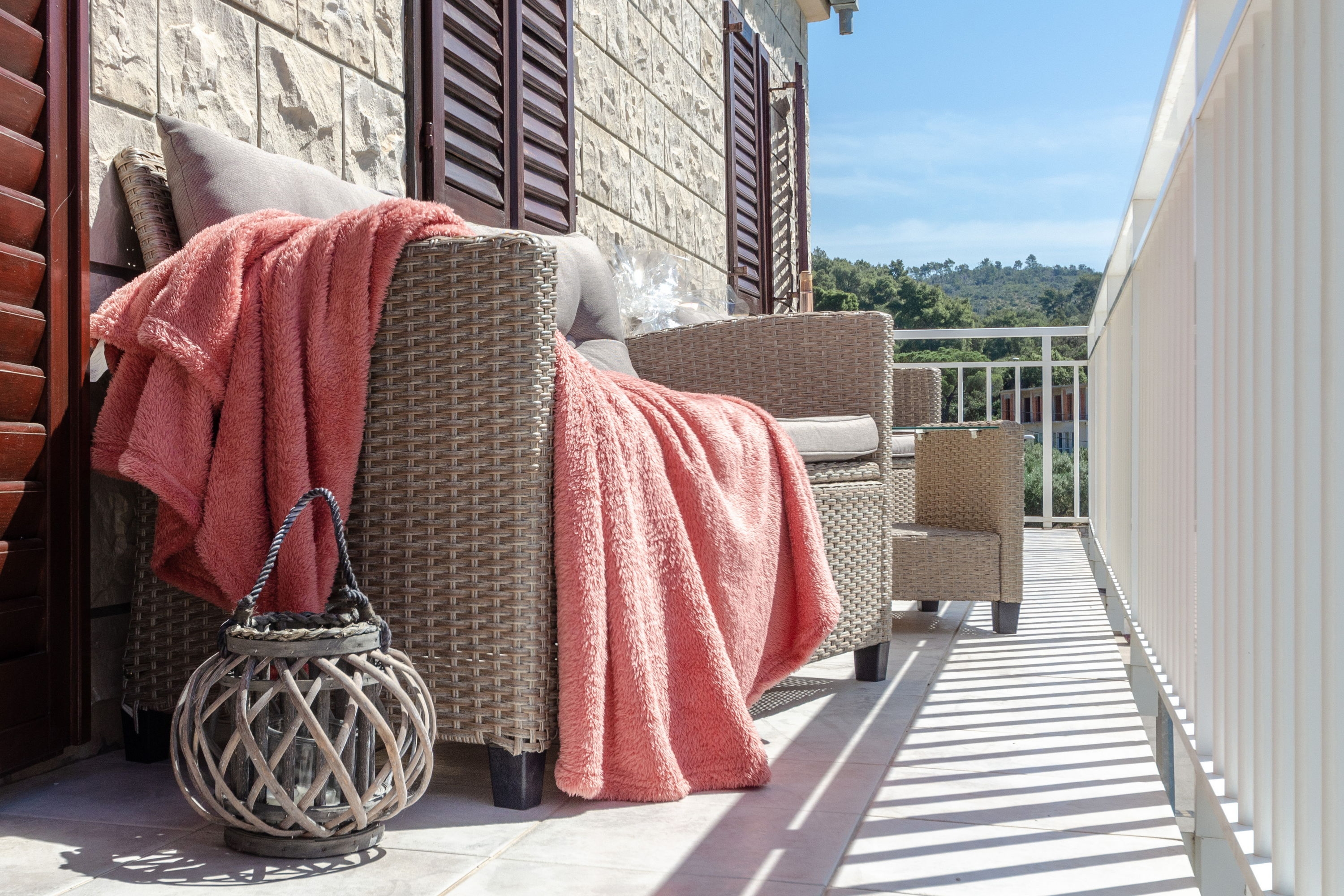 Two bedroom apartment with balcony and sea view Brna, Korčula (A-561-b)