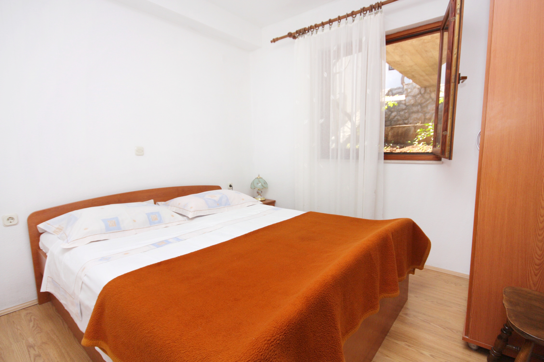 Two bedroom apartment near beach Cove Solotiša, Hvar  A-c