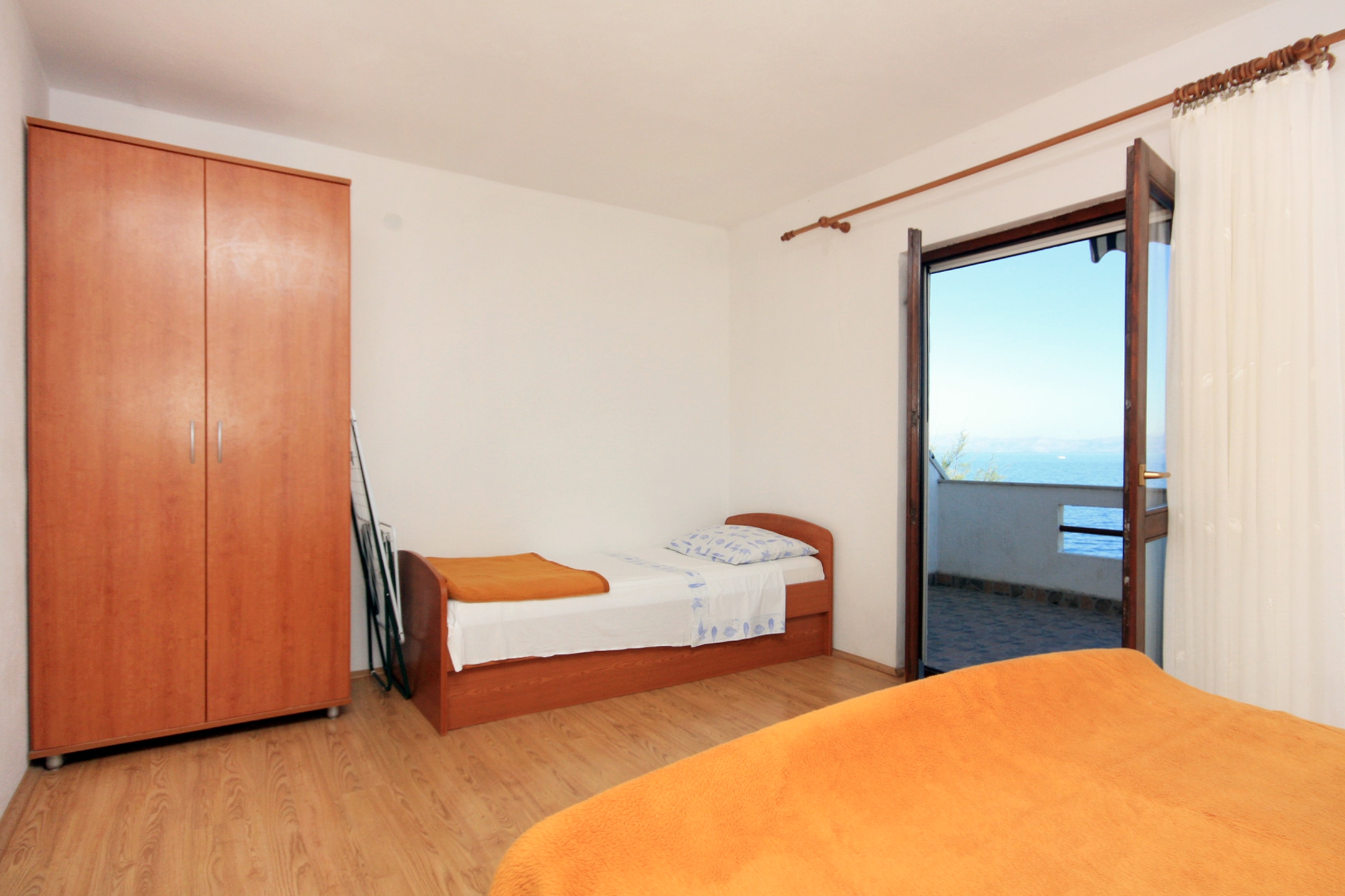 Two bedroom apartment near beach Cove Solotiša, Hvar  A-c
