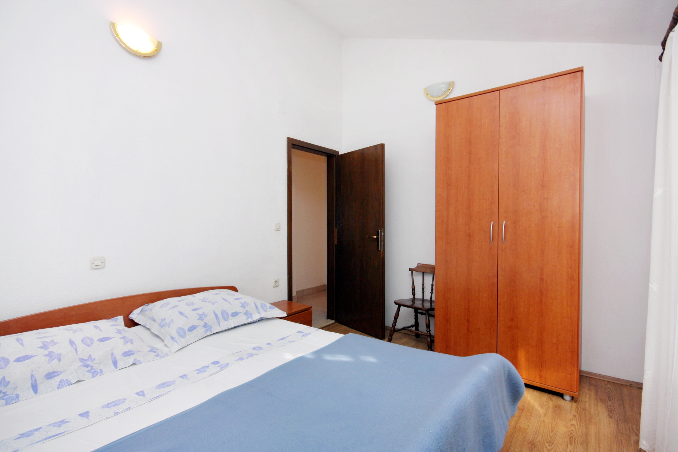 Two bedroom apartment near beach Cove Solotiša, Hvar  A-d