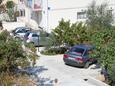 Parking lot Supetar, Brač, Parking lot 5616 - Apartments with pebble beach.