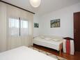 Sumartin, Bedroom 1 in the apartment, WiFi.