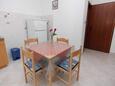 Sumartin, Jadalnia w zakwaterowaniu typu apartment, WiFi.